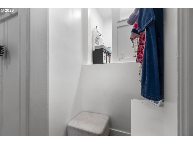 5815 N Delaware Ave, Portland, OR 97217