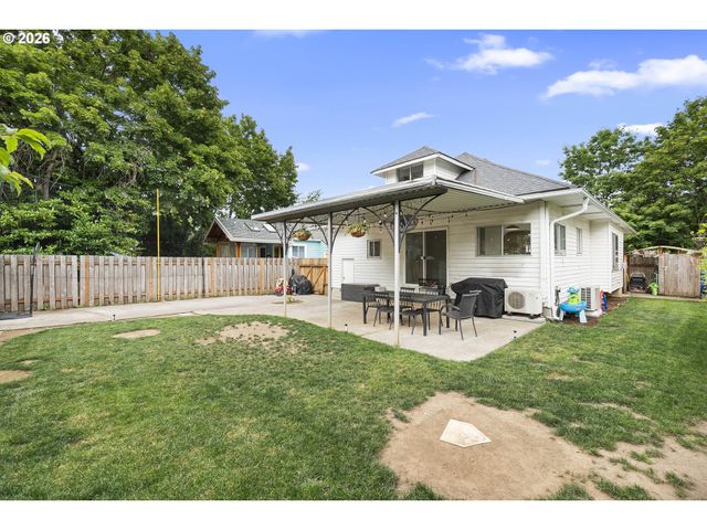 5815 N Delaware Ave, Portland, OR 97217