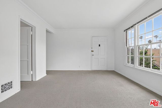 310 N St Andrews Place, Los Angeles, CA 90004