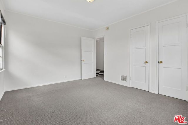 310 N St Andrews Place, Los Angeles, CA 90004