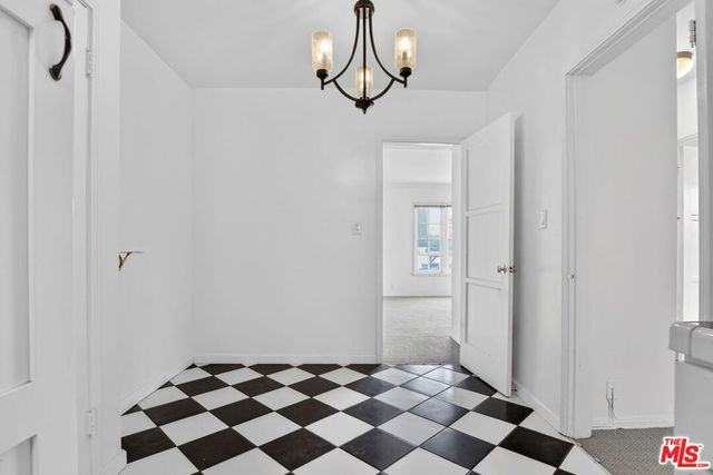 310 N St Andrews Place, Los Angeles, CA 90004