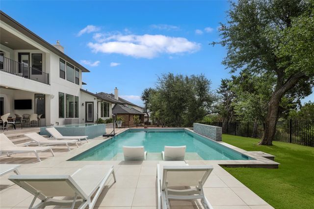 17917 Davenport Divide CT, Austin, TX 78738
