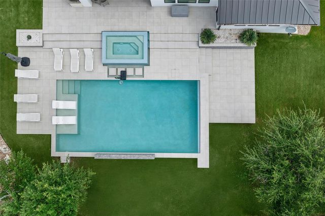17917 Davenport Divide CT, Austin, TX 78738