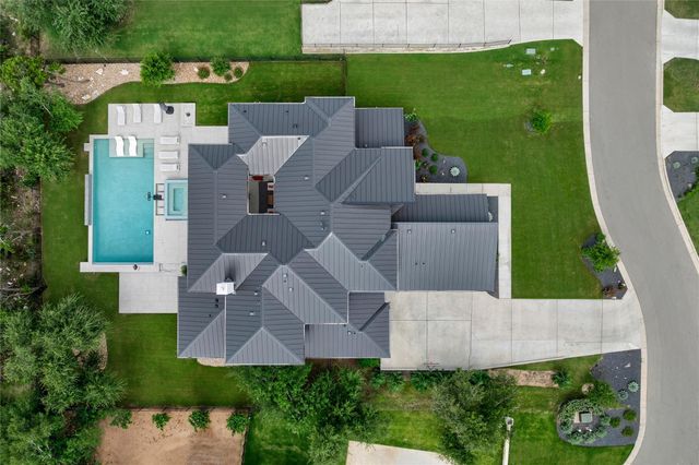 17917 Davenport Divide CT, Austin, TX 78738