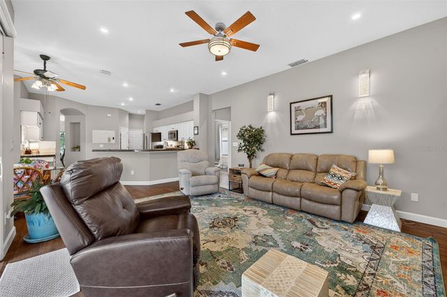 411 DEER POINTE CIRCLE, Casselberry, FL 32707