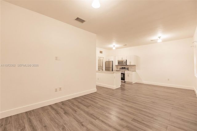 445 NW 77th St 0, Miami, FL 33150