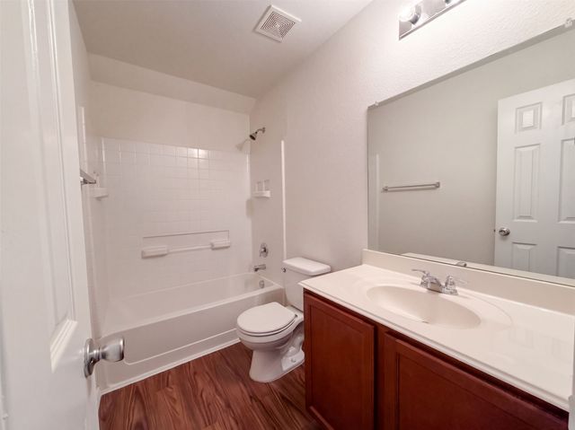 424 Cypress Hill Drive, Mckinney, TX 75071