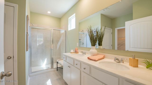47 Jepson Drive, Byhalia, MS 38611