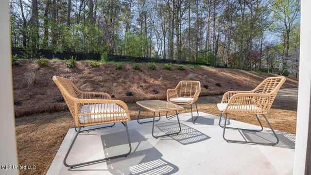 47 Jepson Drive, Byhalia, MS 38611