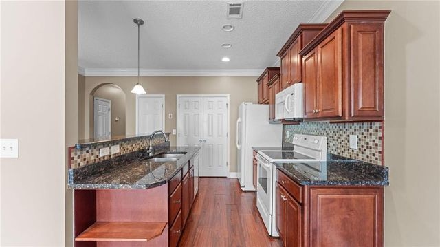 2611 Haligan Point, Riverdale, GA 30296