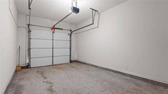 2611 Haligan Point, Riverdale, GA 30296