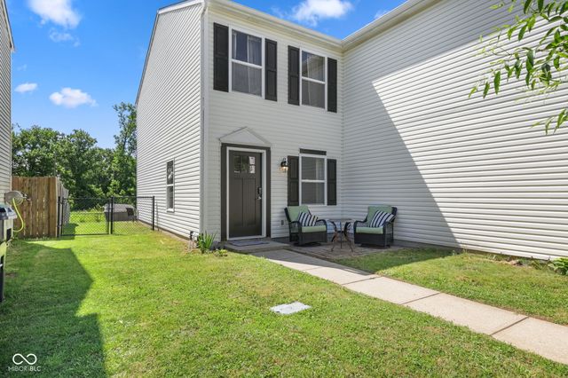 2545 Harvest Moon Drive, Greenwood, IN 46143