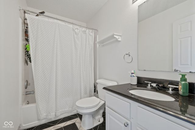 2545 Harvest Moon Drive, Greenwood, IN 46143