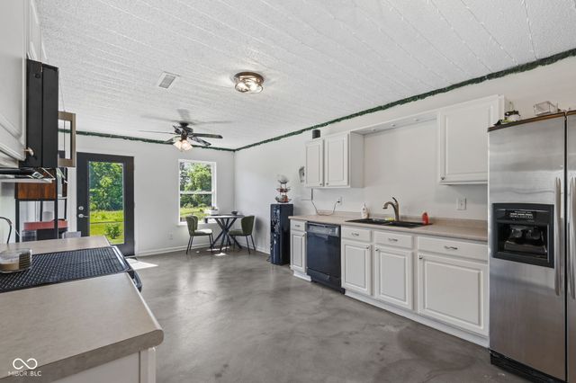 2545 Harvest Moon Drive, Greenwood, IN 46143