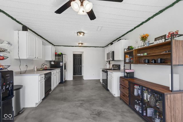 2545 Harvest Moon Drive, Greenwood, IN 46143