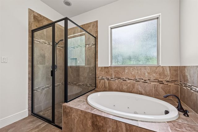 22040 Robins Road, Hockley, TX 77447