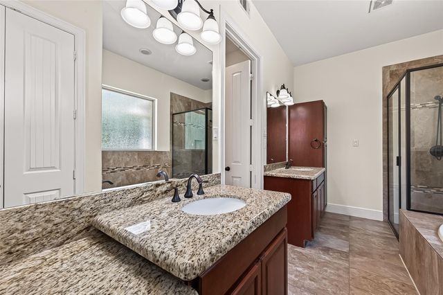 22040 Robins Road, Hockley, TX 77447