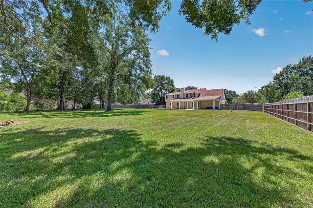 22040 Robins Road, Hockley, TX 77447