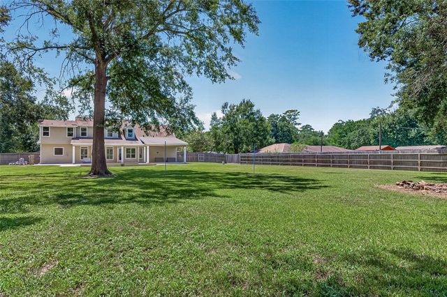 22040 Robins Road, Hockley, TX 77447