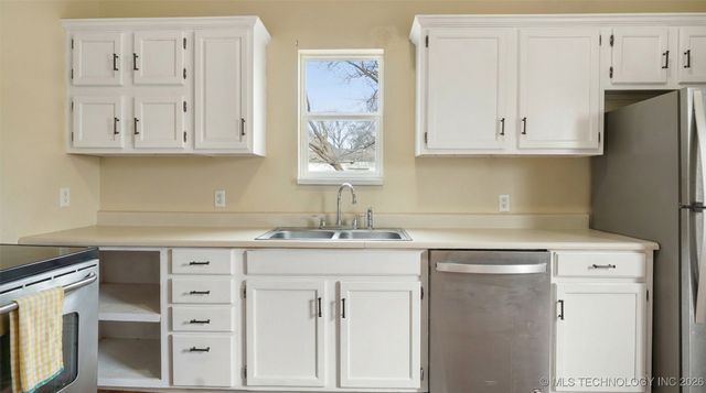 460 N Gunter, Vinita, OK 74301