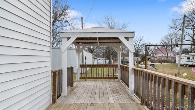 460 N Gunter, Vinita, OK 74301