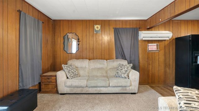 460 N Gunter, Vinita, OK 74301