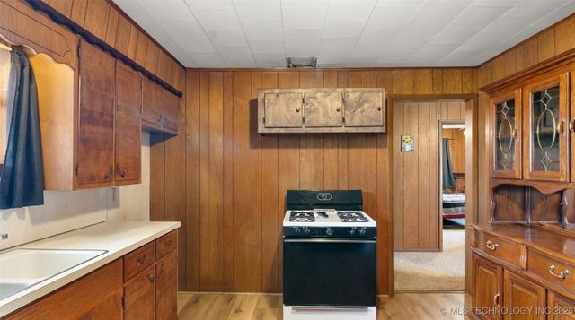 460 N Gunter, Vinita, OK 74301