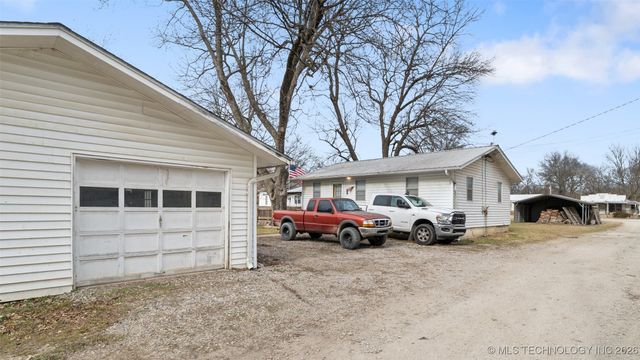 460 N Gunter, Vinita, OK 74301