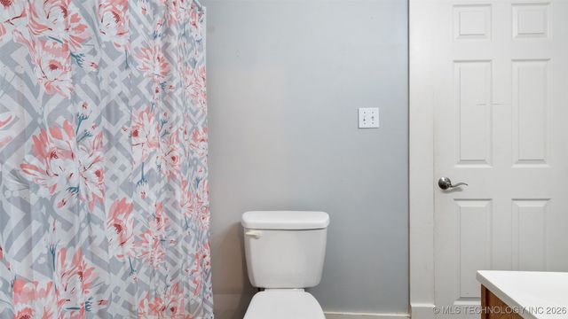 460 N Gunter, Vinita, OK 74301