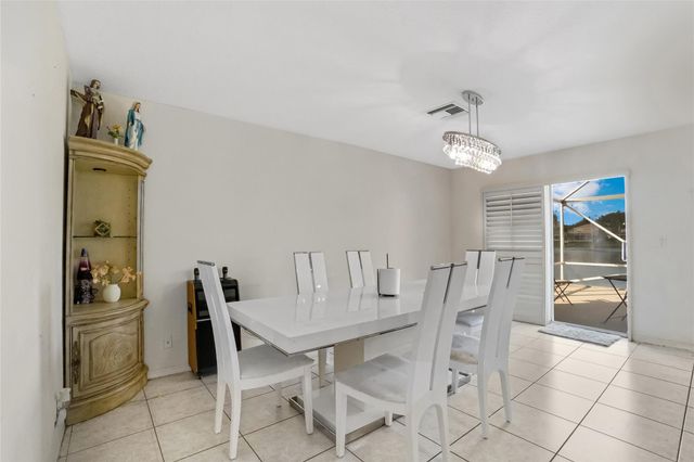 7139 Crescent Creek Way, Coconut Creek, FL 33073