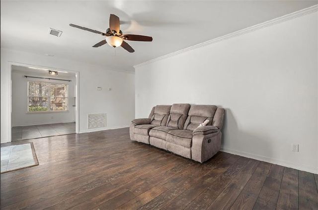 1170 Wellington S Court, Mobile, AL 36695