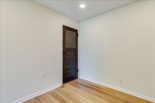 1333 N Dellrose Ave, Wichita, KS 67208