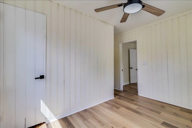 1333 N Dellrose Ave, Wichita, KS 67208