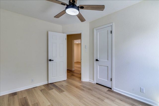 1333 N Dellrose Ave, Wichita, KS 67208