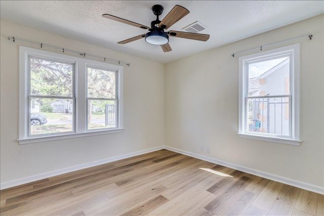 1333 N Dellrose Ave, Wichita, KS 67208