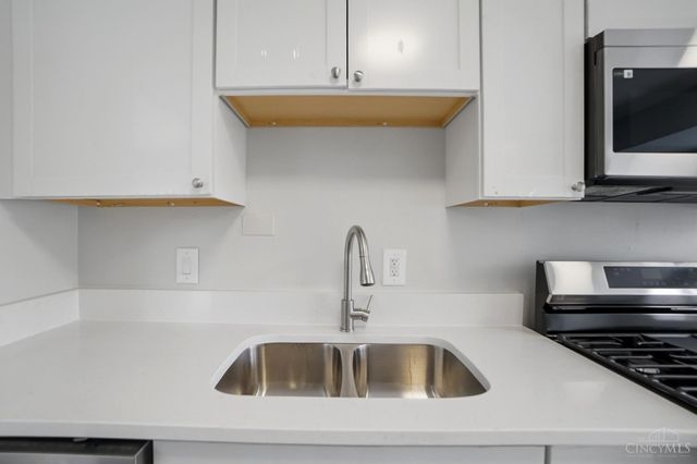 10240 Panola Drive, Woodlawn, OH 45215