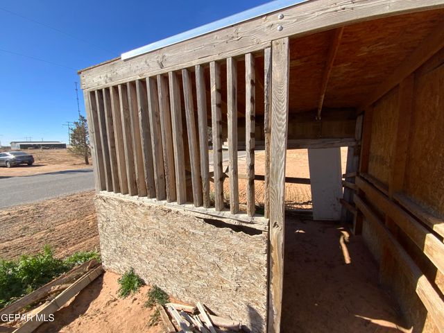 411 DORADO Lane, Chaparral, NM 88081