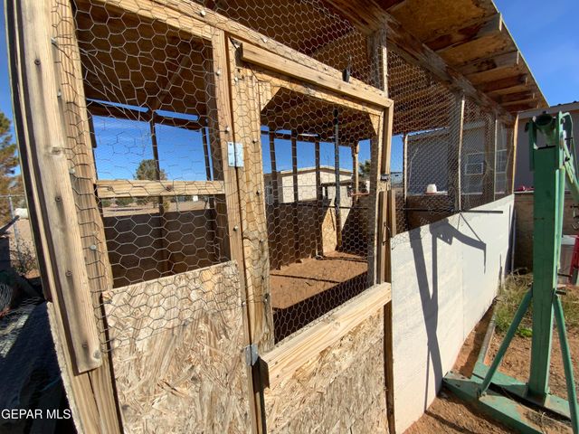 411 DORADO Lane, Chaparral, NM 88081