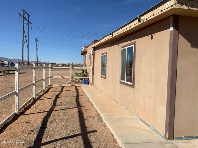 411 DORADO Lane, Chaparral, NM 88081