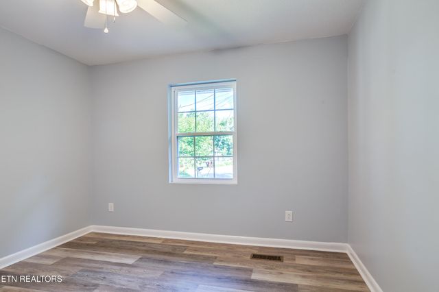 3300 Kendallmac Lane, Knoxville, TN 37931