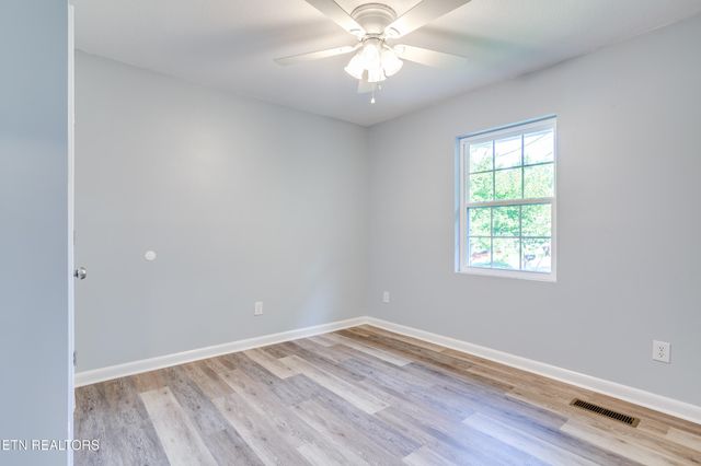3300 Kendallmac Lane, Knoxville, TN 37931