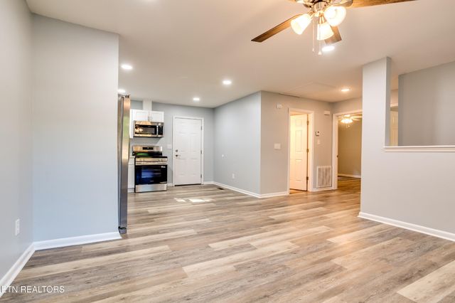 3300 Kendallmac Lane, Knoxville, TN 37931
