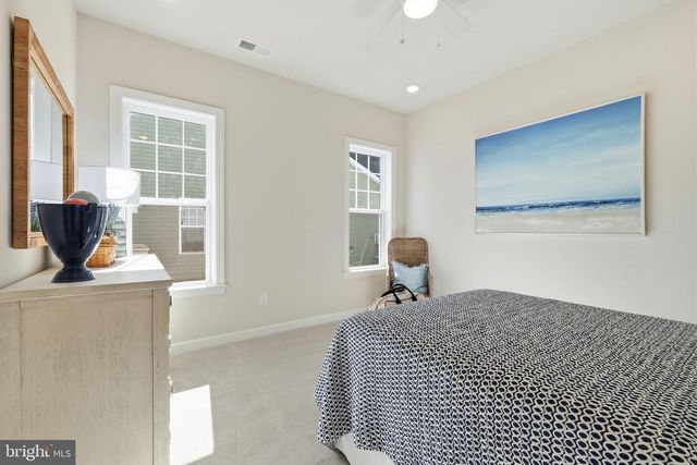 316 HERITAGE SHORES CIR, Bridgeville, DE 19933