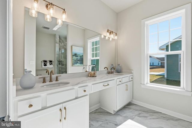 316 HERITAGE SHORES CIR, Bridgeville, DE 19933