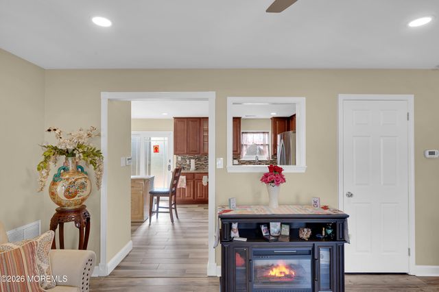 114 Starlight Road, Howell, NJ 07731