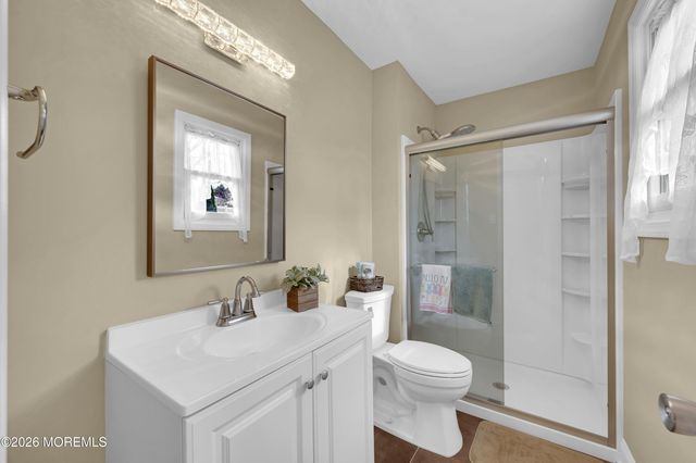 114 Starlight Road, Howell, NJ 07731