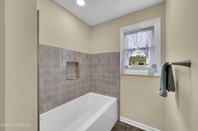 114 Starlight Road, Howell, NJ 07731