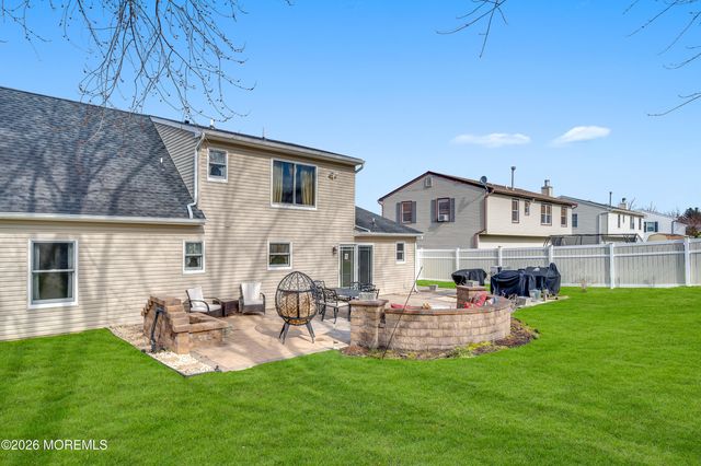 114 Starlight Road, Howell, NJ 07731