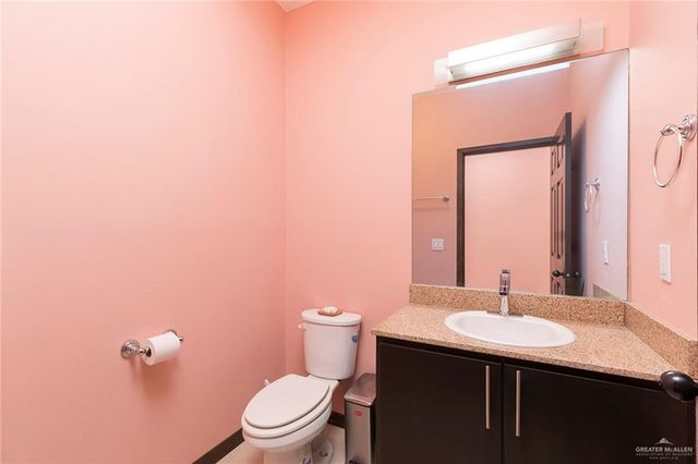 813 Travis Street 416, Mission, TX 78572