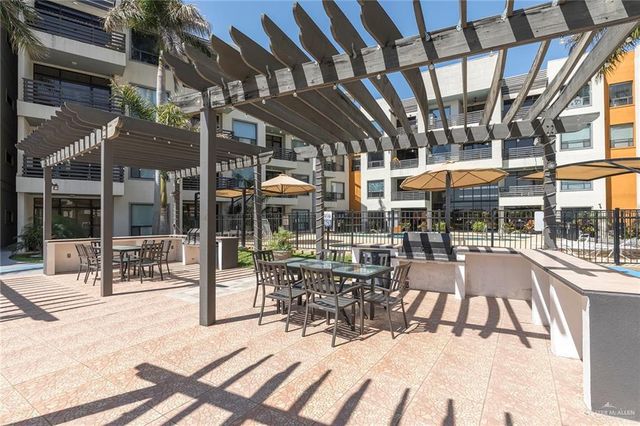 813 Travis Street 416, Mission, TX 78572